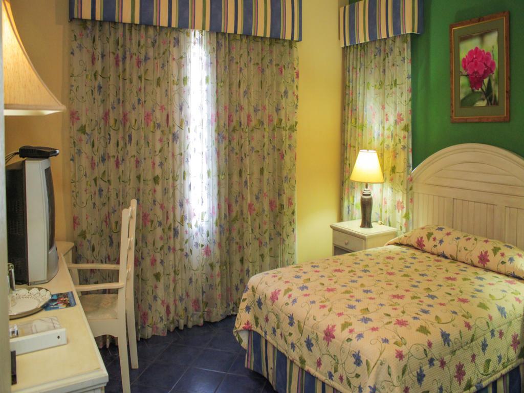 L'Orchidee Boutique Hotel Port of Spain Exterior foto