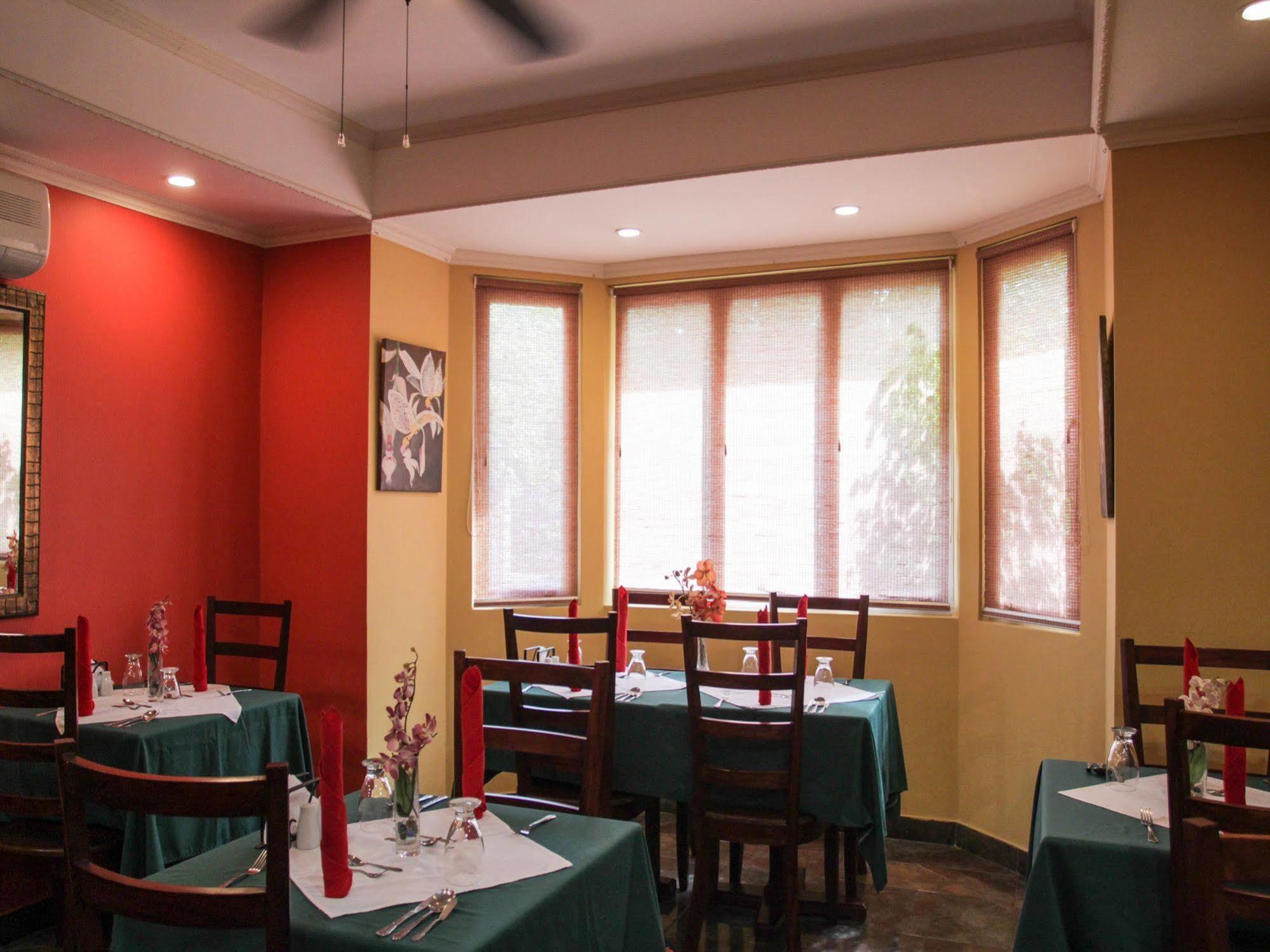 L'Orchidee Boutique Hotel Port of Spain Exterior foto